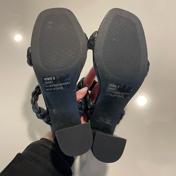 DV by Dolce Vita Size 8 Black Block Heels with Braided Straps - Picture 7 of 7